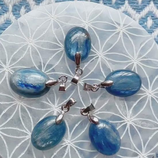 Video cianita azul 