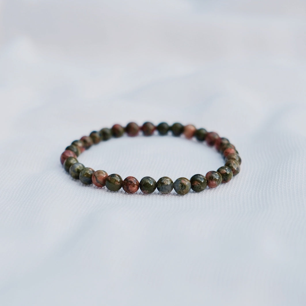 Pulsera mineral "Unakita"